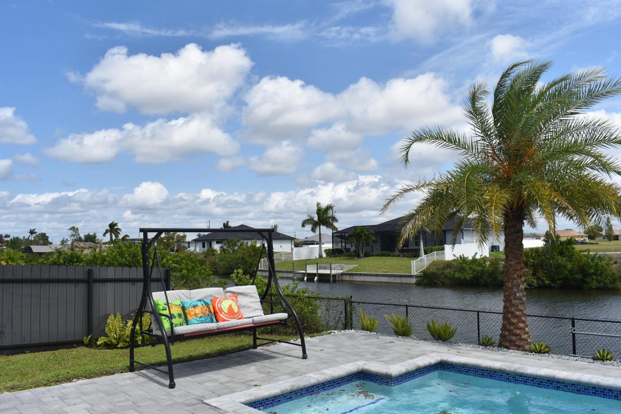 Canal Waterfront House-Pool-Fishing And Game Room Cape Coral Exterior photo